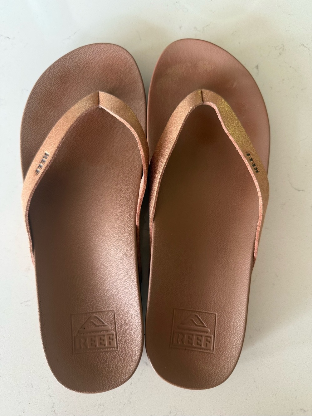 Reef Women’s Cushion Court Flip Flop